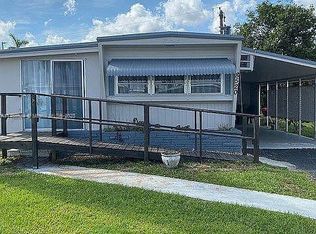 8520 SW 18th Ct, Davie, FL 33324