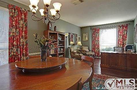 5th image of 21110 La Pena Dr