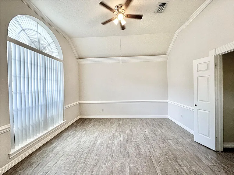 20507 Chapel Glen Ct — Photo 3