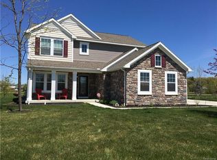 7035 Marigold Dr, Grand Blanc, MI 48439
