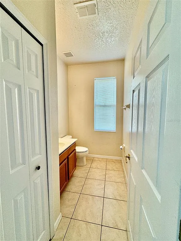 4 bed, 2.5 bath, 2871 sqft, $3,100 — Photo 4