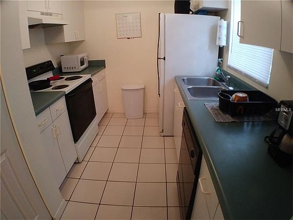 4th image of 6461 Beechwood Ave APT B