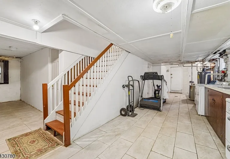 1030 Jassamine Way — Photo 27