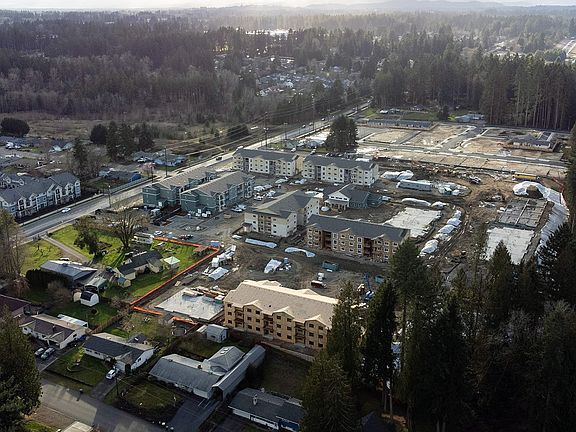 Momentum is building at The Elowen in Lacey, WA! New one-, two-, and three-bedroom apartment homes are rapidly taking shape on this classic overcast Pacific Northwest day.