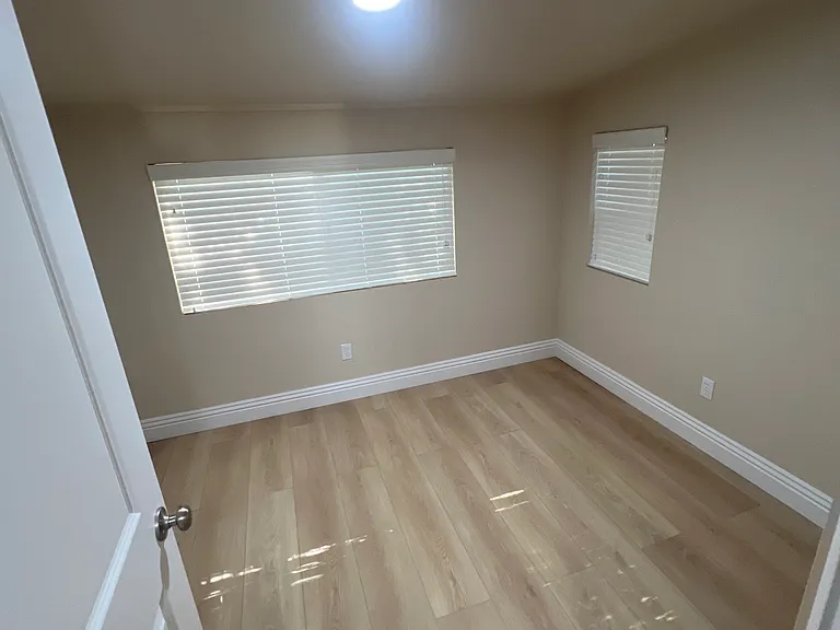 15747 Avenue 296 — Photo 10