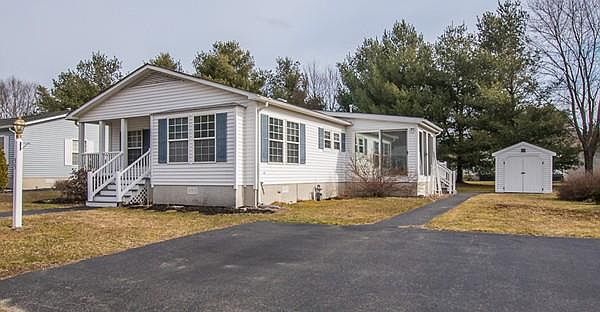 1st image of 55 Country Dr