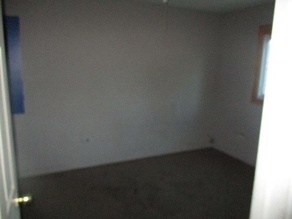 4th image of 430 E Clarendon Dr