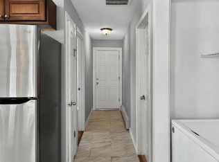 247 Pilgrim Ave APT 3, Worcester, MA 01604