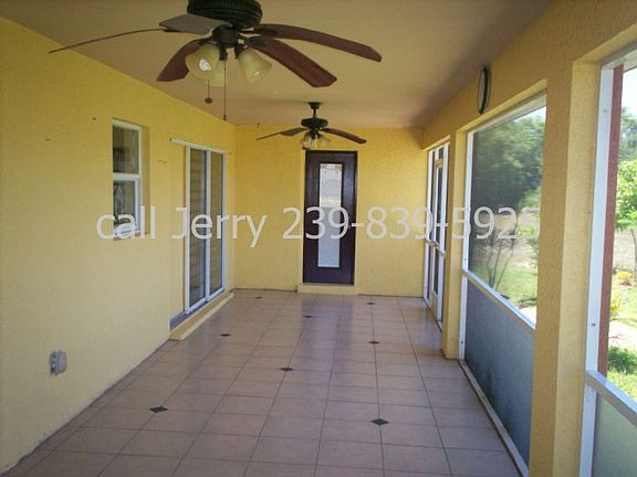 4th image of 2620 SW 9th Ave