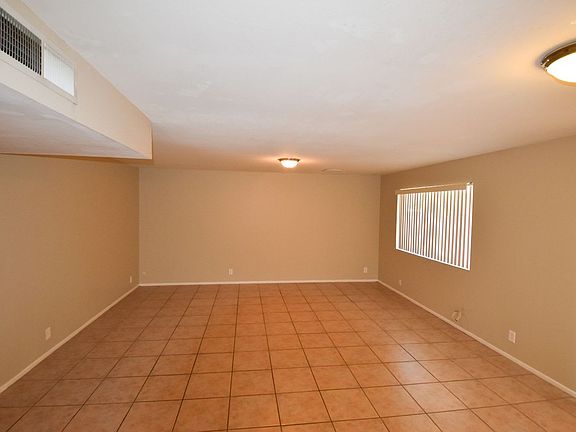 2nd image of 501 E Franklin Ave