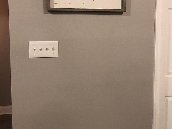 2nd image of 1005 Chesapeake Ave #100