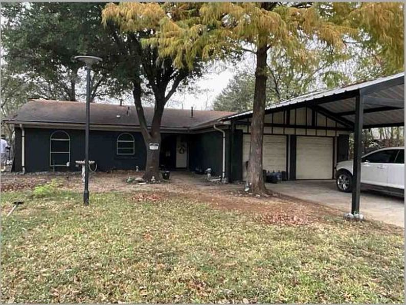 713 N Spears St - Property Image