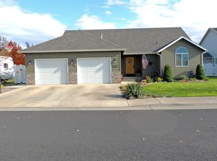 1183 SW 6th St, Hermiston, OR 97838
