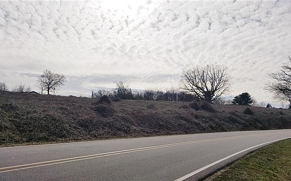 2nd image of 1938 Wallace Dairy Rd