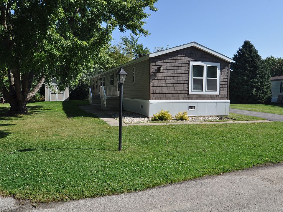 1st image of 26 Robin Dr