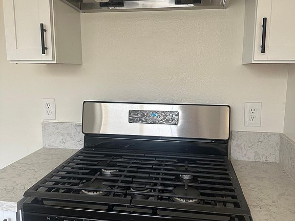 5th image of 363 S Arroyo Dr APT G