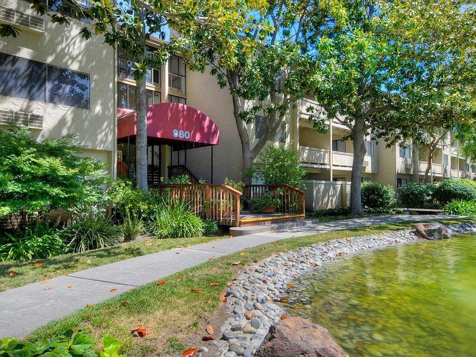 1st image of 980 Kiely Blvd Unit 224