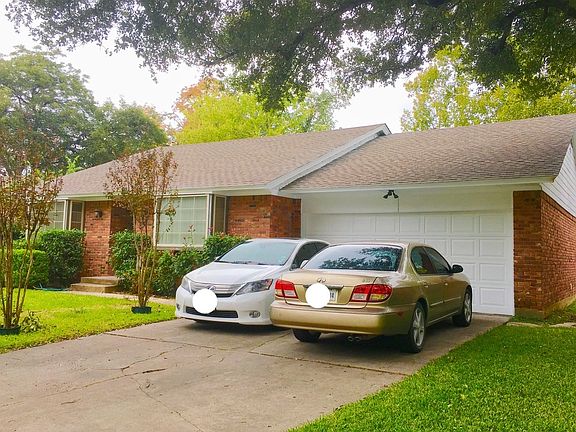 2nd image of 501 Little John Dr