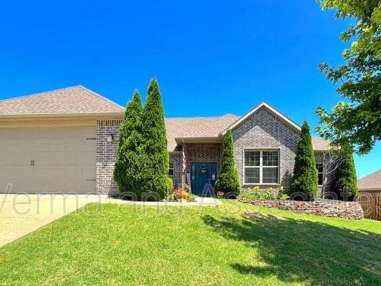 1610 Sweetbriar Way, Centerton, AR 72719