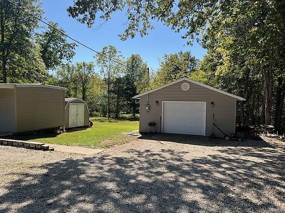 5th image of 3670 Gertrude Dr