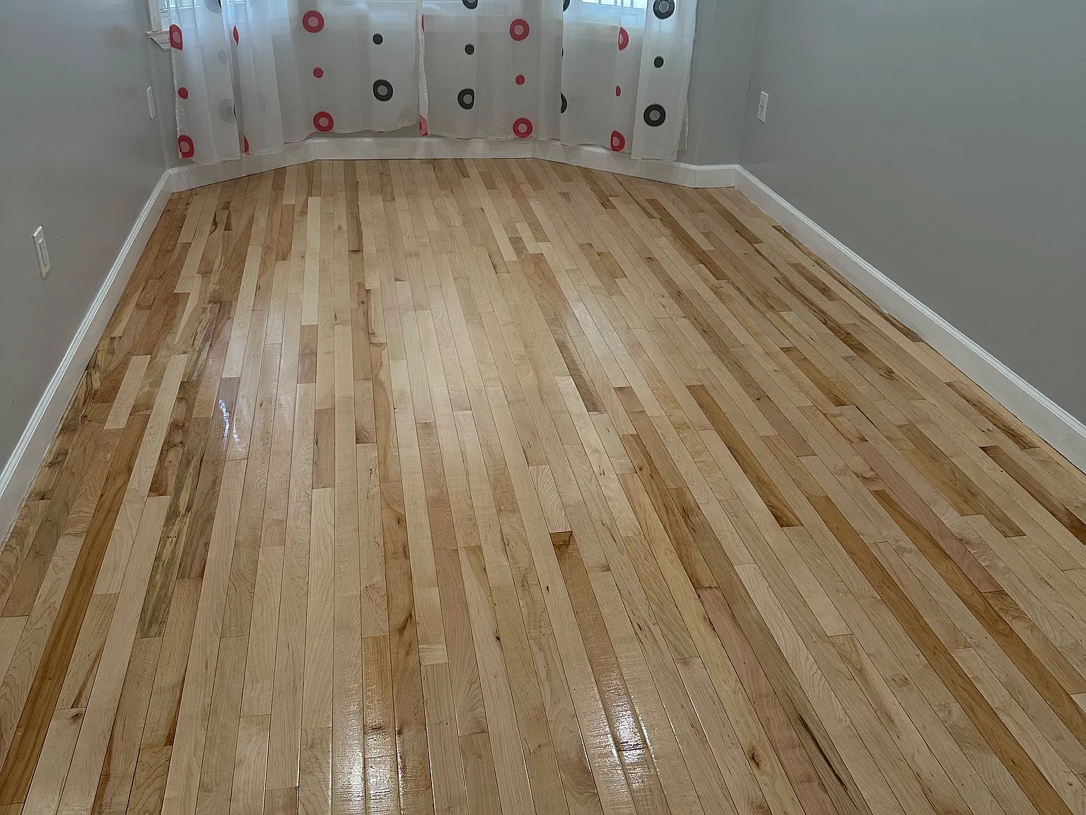 3 bed, 1500 sqft, $2,700 — Photo 4