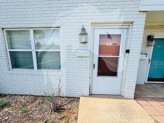 2nd image of 1418 Texas Ave