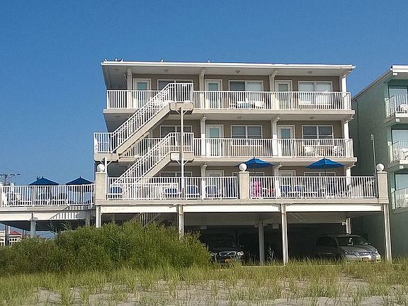 Beachview SS w FurnishDecks 