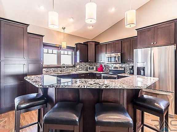 2nd image of 6243 S Badlands Ct