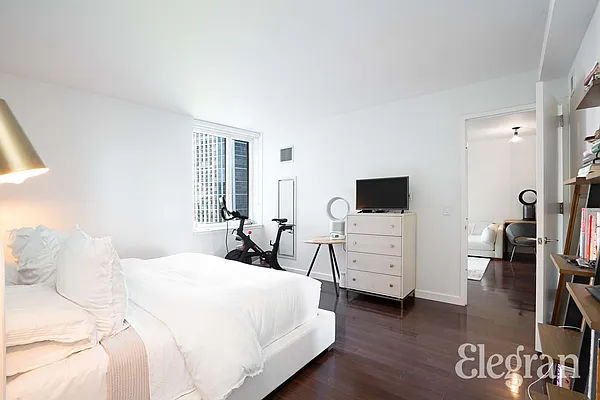 Rented by (Legacy) Elegran | media 5