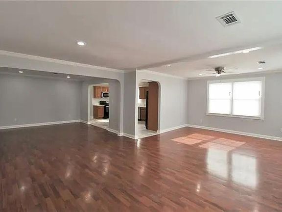 4th image of 5437 Vermillion Blvd #5437