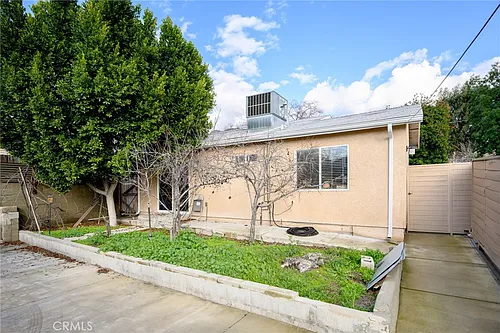 10604 Plainview Ave Photo 1