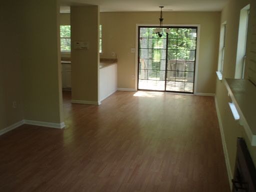 4th image of 6618 Duncroft Ln