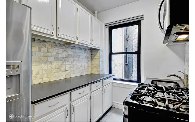 Rented by Douglas Elliman | media 2