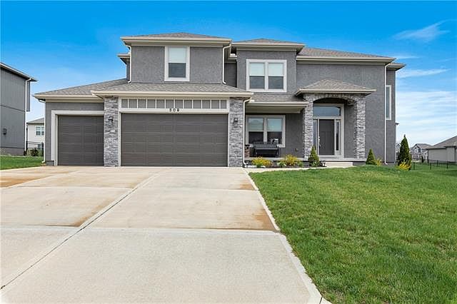 1st image of 509 NE Doran Dr