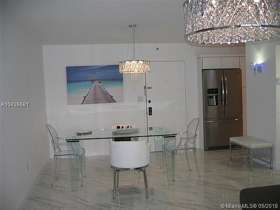 3rd image of 1621 Collins Ave APT 704