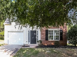955 Grass Hollow Ct, Charlotte, NC 28216