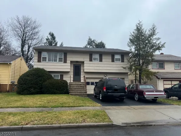 211 Grove St, Roselle Boro, NJ 07203