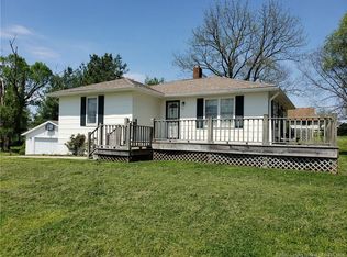 1112 E Market St, Salem, IN 47167