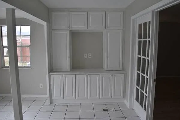 577 Dellingham Dr #B — Photo 18