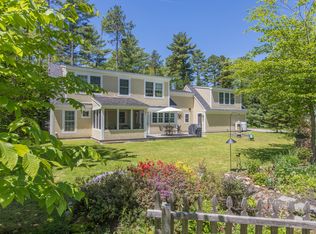 40 Riverside Dr, Camden, ME 04843