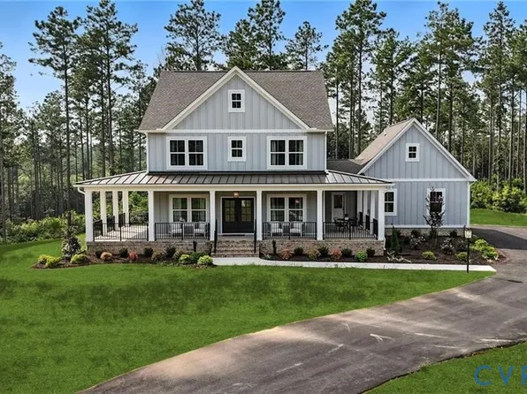 9090 River Bridge Dr, Quinton, VA 23141