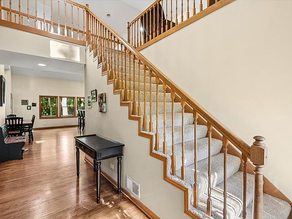 2nd image of 6008 Tomlinson Dr