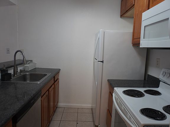 3rd image of 260 Industrial Pkwy APT 1