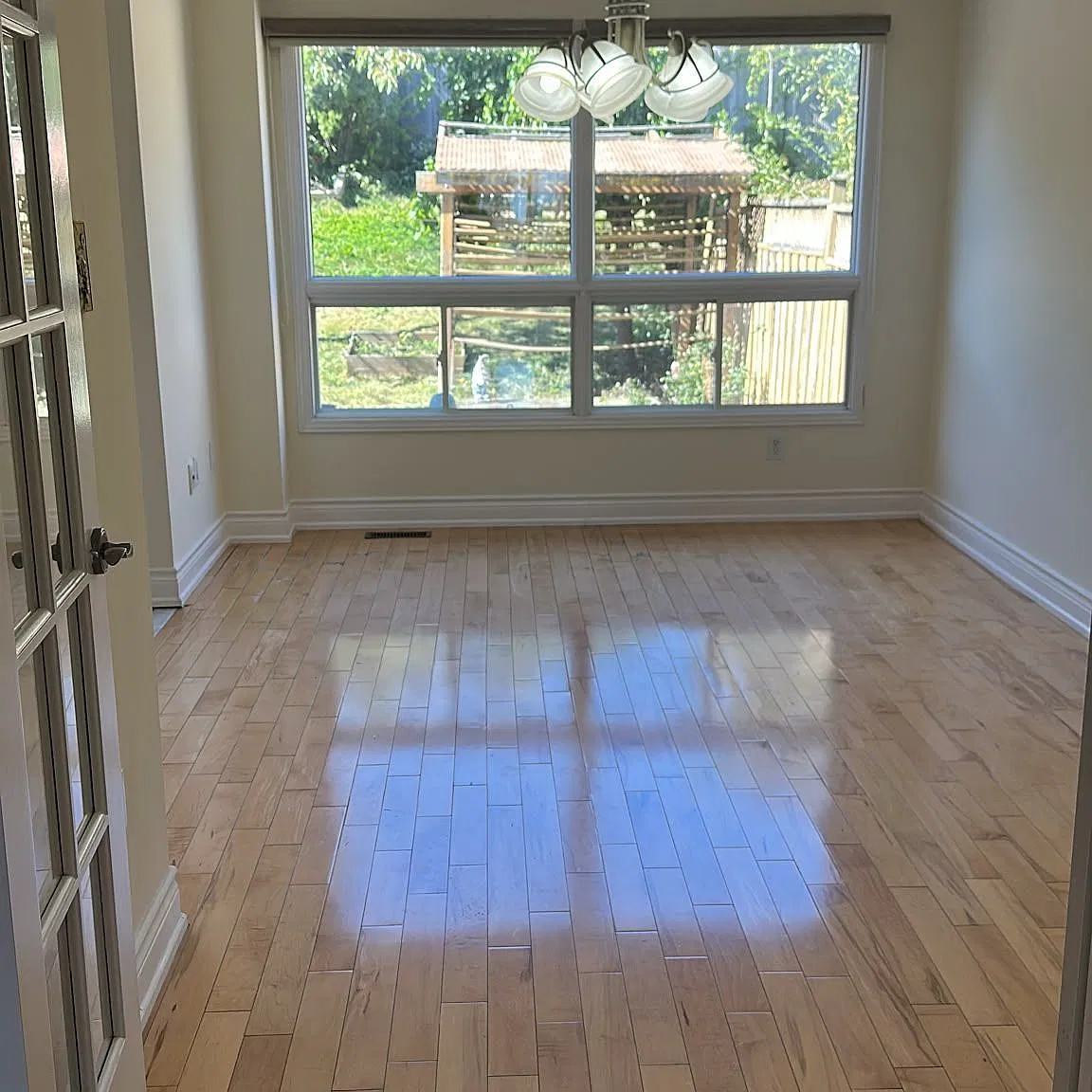 3 bed, $3,299 — Photo 4