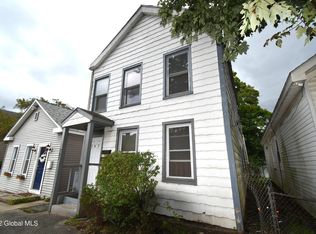 787 6th Ave, Troy, NY 12182