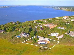 44 Reynolds Dr, Westhampton Beach, NY 11978