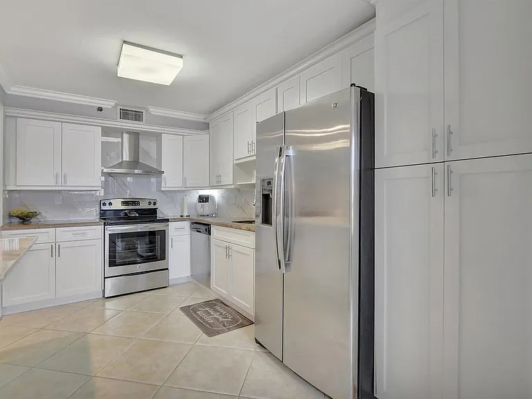7194 Promenade Dr #102 — Photo 13
