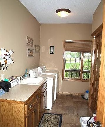 5th image of 387 186th Ln NE