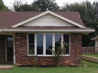 3708 N Ridgewood Dr, Midwest City, OK 73110