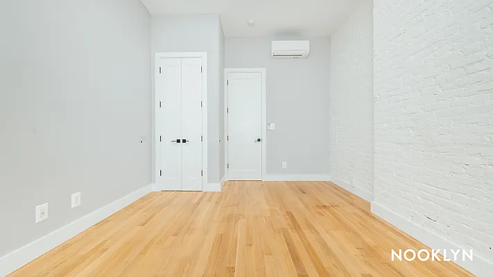 Rented by Nooklyn NYC LLC | media 9